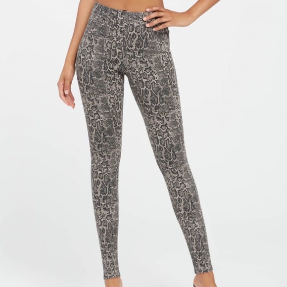 Spanx Jeanish Ankle Leggings Taupe Snakeskin Medium NWT - Picture 2 of 5